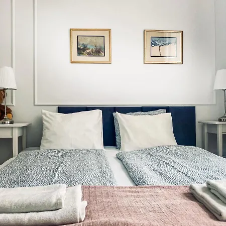 아파트 Beautiful With Two Rooms, Cracow Old Town 크라쿠프